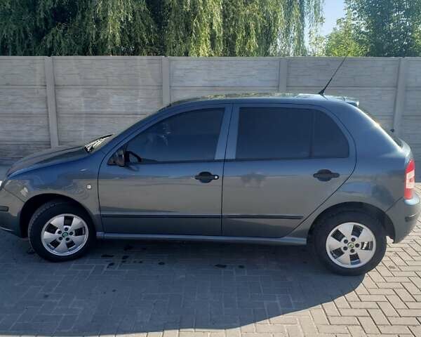 Сірий Шкода Фабія, об'ємом двигуна 1.2 л та пробігом 233 тис. км за 4500 $, фото 5 на Automoto.ua