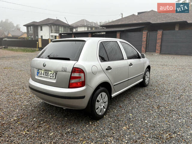 Серый Шкода Фабия, объемом двигателя 1.4 л и пробегом 147 тыс. км за 5600 $, фото 9 на Automoto.ua