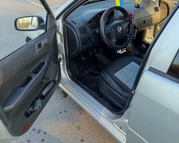 Шкода Фабия 2006 в Виннице на Automoto.ua Серый Шкода Фабия, объемом двигателя 1.2 л и пробегом 212 тыс. км за 3600 $, фото 6 на Automoto.ua