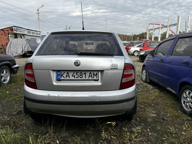 Серый Шкода Фабия, объемом двигателя 1.2 л и пробегом 309 тыс. км за 1900 $, фото 3 на Automoto.ua