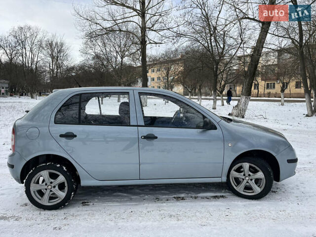 Серый Шкода Фабия, объемом двигателя 1.2 л и пробегом 218 тыс. км за 3700 $, фото 10 на Automoto.ua