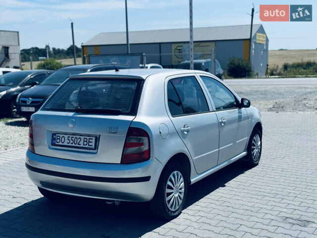 Сірий Шкода Фабія, об'ємом двигуна 1.2 л та пробігом 200 тис. км за 2999 $, фото 2 на Automoto.ua