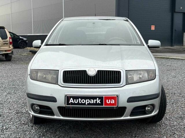 Серый Шкода Фабия, объемом двигателя 1.2 л и пробегом 243 тыс. км за 3390 $, фото 9 на Automoto.ua