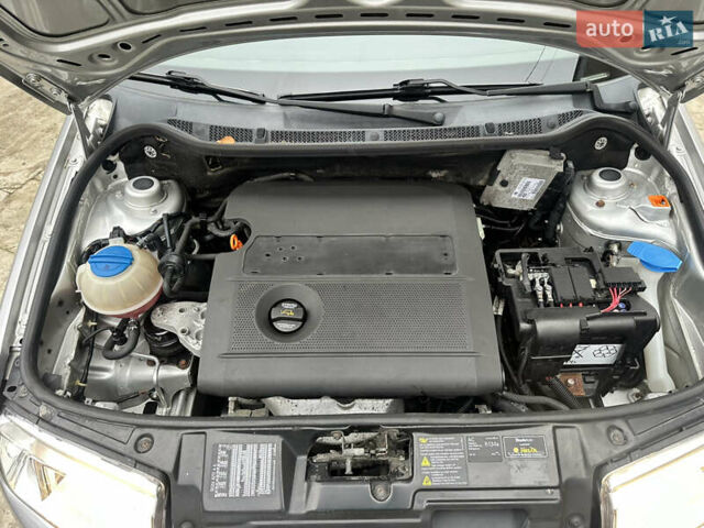 Сірий Шкода Фабія, об'ємом двигуна 1.4 л та пробігом 178 тис. км за 3899 $, фото 2 на Automoto.ua