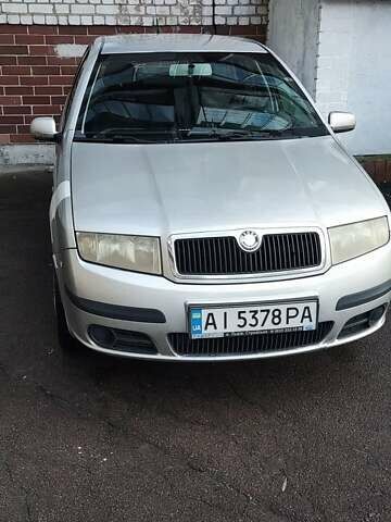 Серый Шкода Фабия, объемом двигателя 1.4 л и пробегом 288 тыс. км за 3600 $, фото 8 на Automoto.ua