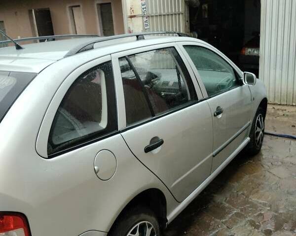 Серый Шкода Фабия, объемом двигателя 1.2 л и пробегом 230 тыс. км за 3100 $, фото 8 на Automoto.ua