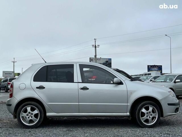 Серый Шкода Фабия, объемом двигателя 1.2 л и пробегом 243 тыс. км за 3390 $, фото 7 на Automoto.ua