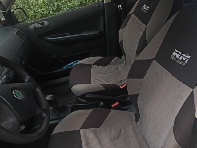 Серый Шкода Фабия, объемом двигателя 1.2 л и пробегом 213 тыс. км за 3250 $, фото 3 на Automoto.ua