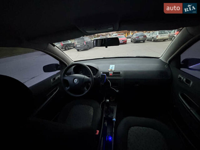 Шкода Фабия 2006 в Львове на Automoto.ua Серый Шкода Фабия, объемом двигателя 1.2 л и пробегом 234 тыс. км за 3700 $, фото 6 на Automoto.ua