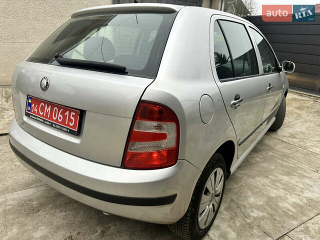 Сірий Шкода Фабія, об'ємом двигуна 1.4 л та пробігом 178 тис. км за 3899 $, фото 13 на Automoto.ua