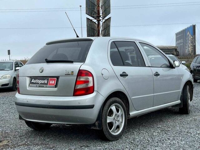 Серый Шкода Фабия, объемом двигателя 1.2 л и пробегом 243 тыс. км за 3390 $, фото 4 на Automoto.ua