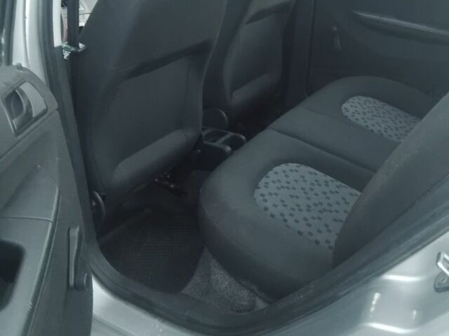 Серый Шкода Фабия, объемом двигателя 1.2 л и пробегом 167 тыс. км за 2700 $, фото 7 на Automoto.ua