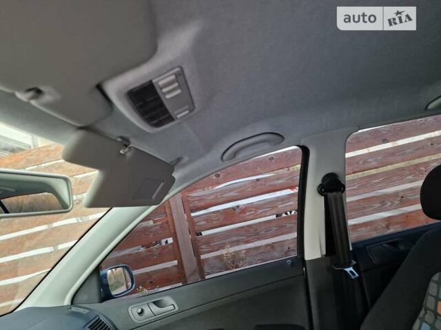 Сірий Шкода Фабія, об'ємом двигуна 1.39 л та пробігом 50 тис. км за 6700 $, фото 103 на Automoto.ua