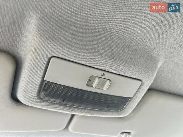 Серый Шкода Фабия, объемом двигателя 1.2 л и пробегом 243 тыс. км за 3390 $, фото 29 на Automoto.ua