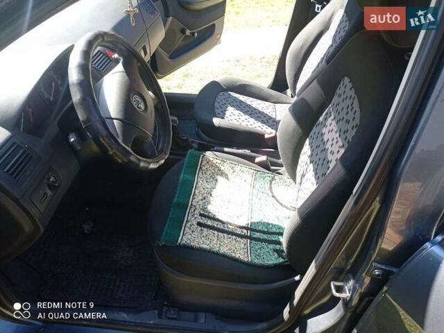 Сірий Шкода Фабія, об'ємом двигуна 1.2 л та пробігом 157 тис. км за 3550 $, фото 2 на Automoto.ua