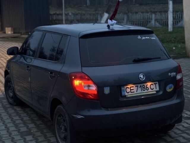 Серый Шкода Фабия, объемом двигателя 1.2 л и пробегом 178 тыс. км за 4500 $, фото 2 на Automoto.ua