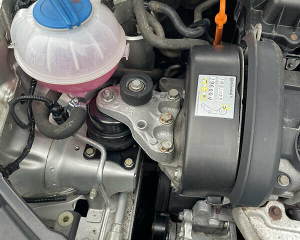 Серый Шкода Фабия, объемом двигателя 1.39 л и пробегом 208 тыс. км за 5500 $, фото 14 на Automoto.ua