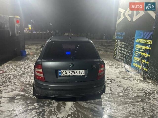 Сірий Шкода Фабія, об'ємом двигуна 1.2 л та пробігом 145 тис. км за 3900 $, фото 14 на Automoto.ua