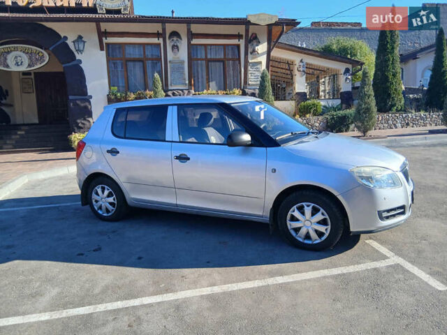 Серый Шкода Фабия, объемом двигателя 1.2 л и пробегом 144 тыс. км за 4700 $, фото 18 на Automoto.ua