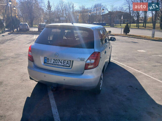 Серый Шкода Фабия, объемом двигателя 1.2 л и пробегом 144 тыс. км за 4700 $, фото 8 на Automoto.ua