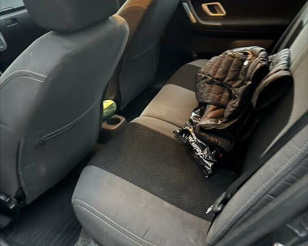 Сірий Шкода Фабія, об'ємом двигуна 1.4 л та пробігом 185 тис. км за 5700 $, фото 6 на Automoto.ua