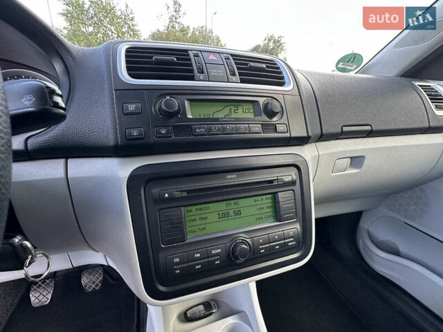 Серый Шкода Фабия, объемом двигателя 1.6 л и пробегом 236 тыс. км за 4850 $, фото 35 на Automoto.ua