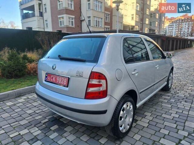 Серый Шкода Фабия, объемом двигателя 1.4 л и пробегом 116 тыс. км за 4650 $, фото 18 на Automoto.ua