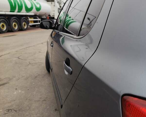 Сірий Шкода Фабія, об'ємом двигуна 1.4 л та пробігом 211 тис. км за 3900 $, фото 9 на Automoto.ua