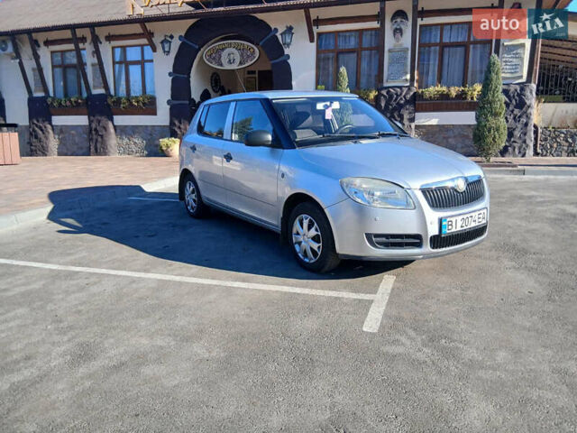 Серый Шкода Фабия, объемом двигателя 1.2 л и пробегом 144 тыс. км за 4700 $, фото 7 на Automoto.ua
