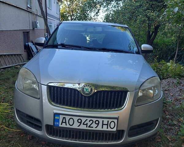 Сірий Шкода Фабія, об'ємом двигуна 1.2 л та пробігом 150 тис. км за 3500 $, фото 7 на Automoto.ua