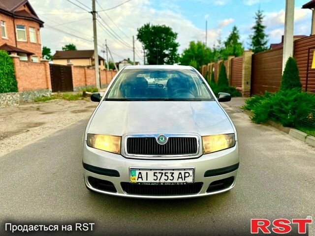 Сірий Шкода Фабія, об'ємом двигуна 1.2 л та пробігом 160 тис. км за 3650 $, фото 6 на Automoto.ua