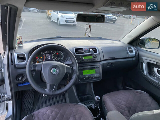 Сірий Шкода Фабія, об'ємом двигуна 1.6 л та пробігом 223 тис. км за 5700 $, фото 11 на Automoto.ua