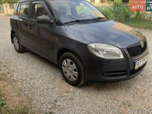 Серый Шкода Фабия, объемом двигателя 1.2 л и пробегом 82 тыс. км за 4350 $, фото 2 на Automoto.ua