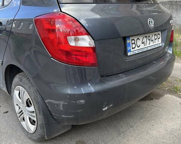 Сірий Шкода Фабія, об'ємом двигуна 1.2 л та пробігом 189 тис. км за 4200 $, фото 9 на Automoto.ua