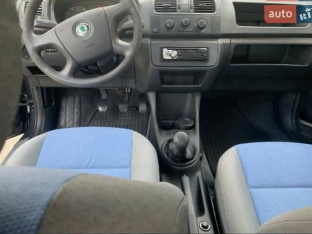 Серый Шкода Фабия, объемом двигателя 1.2 л и пробегом 82 тыс. км за 4350 $, фото 9 на Automoto.ua