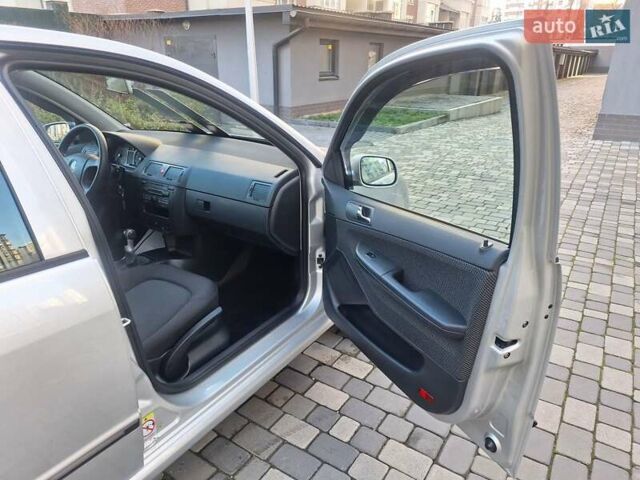 Серый Шкода Фабия, объемом двигателя 1.4 л и пробегом 116 тыс. км за 4650 $, фото 37 на Automoto.ua