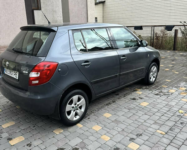 Сірий Шкода Фабія, об'ємом двигуна 1.4 л та пробігом 185 тис. км за 5700 $, фото 3 на Automoto.ua