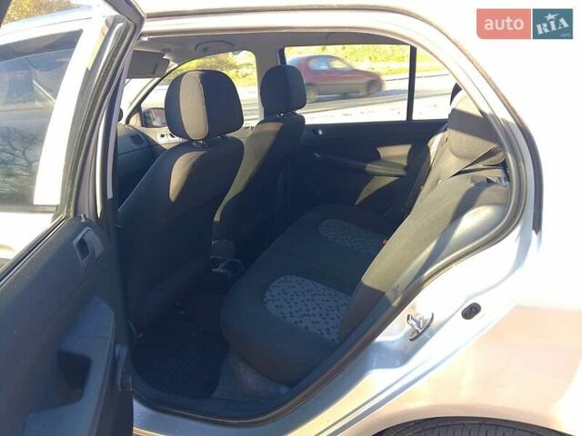 Шкода Фабия 2007 в Сквира на Automoto.ua Серый Шкода Фабия, объемом двигателя 1.2 л и пробегом 202 тыс. км за 3750 $, фото 8 на Automoto.ua