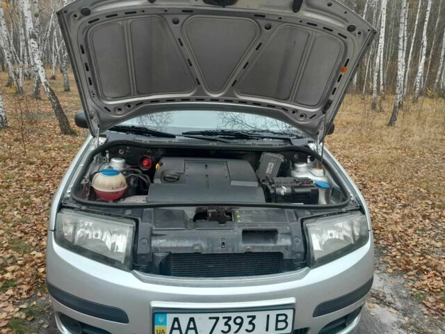 Серый Шкода Фабия, объемом двигателя 1.2 л и пробегом 202 тыс. км за 3700 $, фото 11 на Automoto.ua