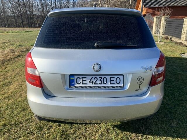 Серый Шкода Фабия, объемом двигателя 1.2 л и пробегом 154 тыс. км за 4299 $, фото 3 на Automoto.ua