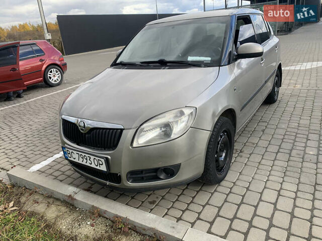 Шкода Фабия 2007 в Львове на Automoto.ua Серый Шкода Фабия, объемом двигателя 1.4 л и пробегом 389 тыс. км за 3499 $, фото 9 на Automoto.ua