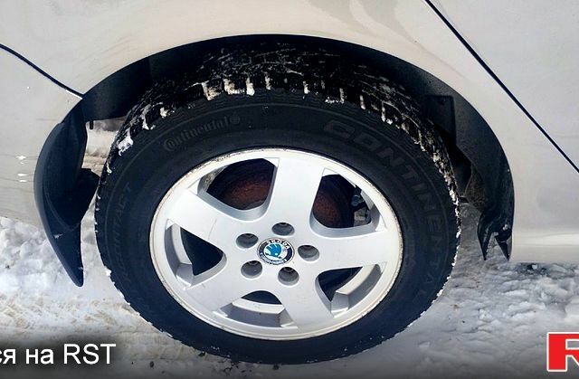 Сірий Шкода Фабія, об'ємом двигуна 1.2 л та пробігом 250 тис. км за 4000 $, фото 7 на Automoto.ua