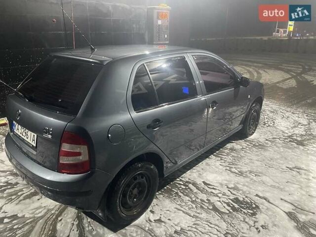 Сірий Шкода Фабія, об'ємом двигуна 1.2 л та пробігом 145 тис. км за 3900 $, фото 13 на Automoto.ua