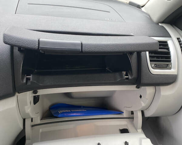 Сірий Шкода Фабія, об'ємом двигуна 1.4 л та пробігом 314 тис. км за 4300 $, фото 8 на Automoto.ua