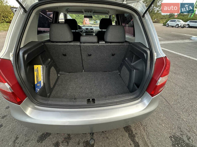 Серый Шкода Фабия, объемом двигателя 1.6 л и пробегом 236 тыс. км за 4850 $, фото 42 на Automoto.ua