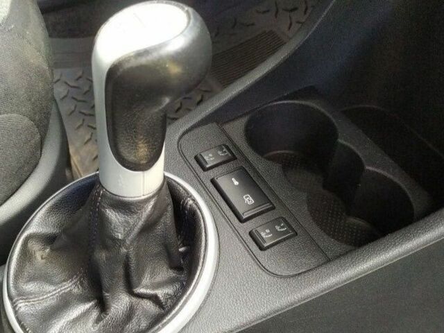 Серый Шкода Фабия, объемом двигателя 1.4 л и пробегом 205 тыс. км за 6000 $, фото 17 на Automoto.ua