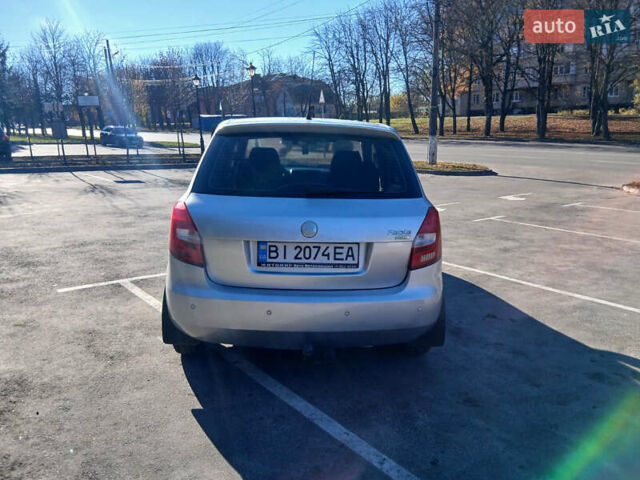Серый Шкода Фабия, объемом двигателя 1.2 л и пробегом 144 тыс. км за 4700 $, фото 5 на Automoto.ua