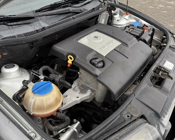 Серый Шкода Фабия, объемом двигателя 1.2 л и пробегом 333 тыс. км за 2700 $, фото 5 на Automoto.ua