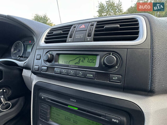 Серый Шкода Фабия, объемом двигателя 1.6 л и пробегом 236 тыс. км за 4850 $, фото 45 на Automoto.ua