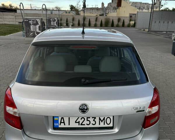 Сірий Шкода Фабія, об'ємом двигуна 1.2 л та пробігом 206 тис. км за 4700 $, фото 9 на Automoto.ua